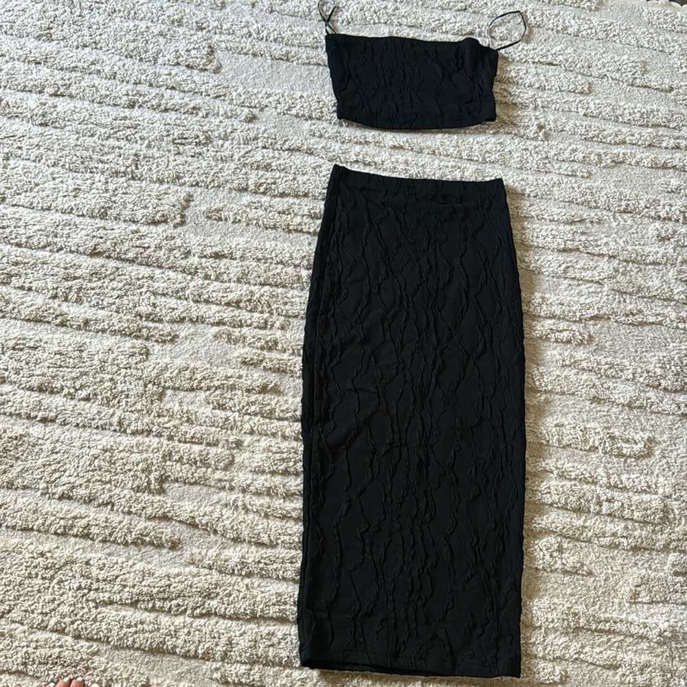 Two piece black skirt set